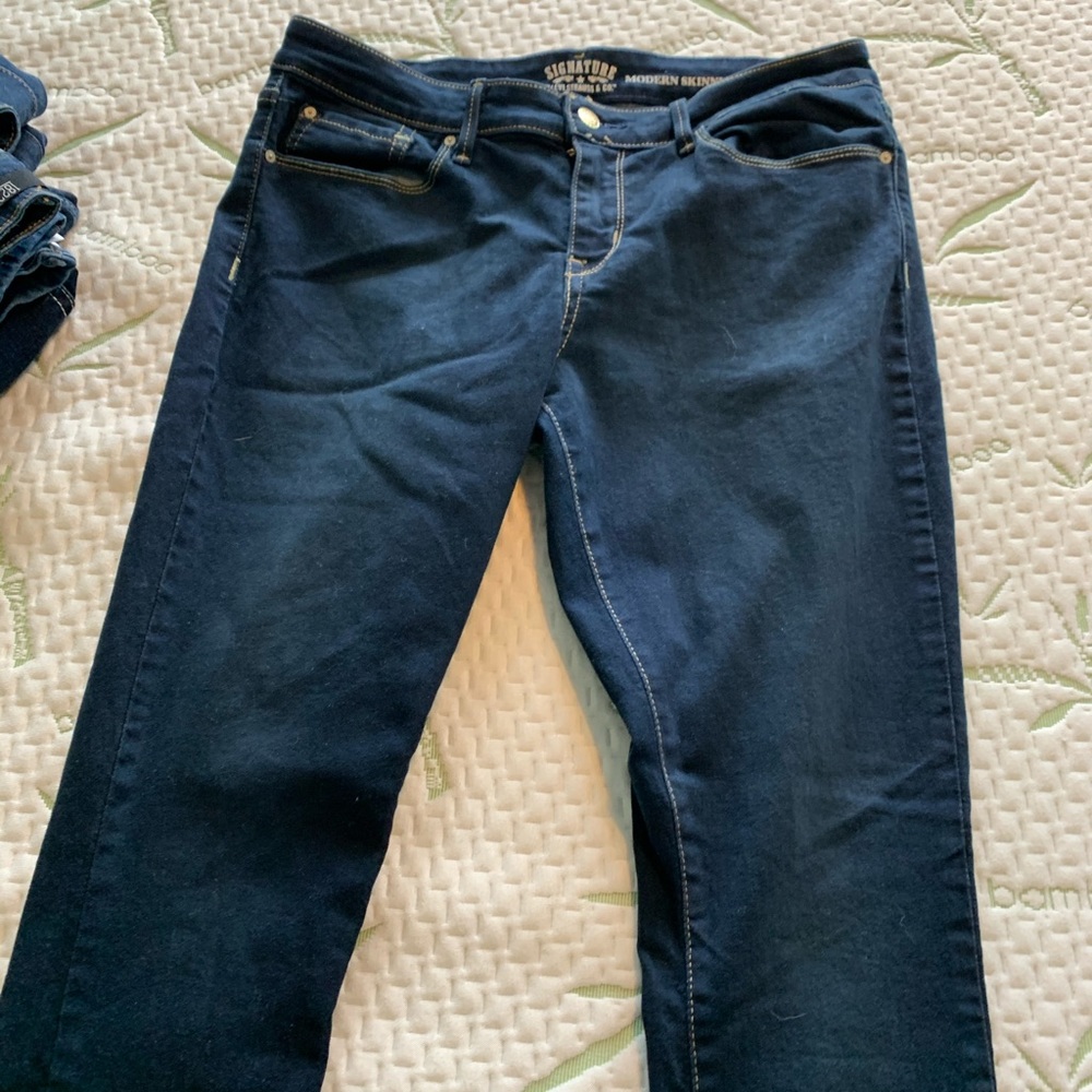Levi’s Signature Skinny Jean